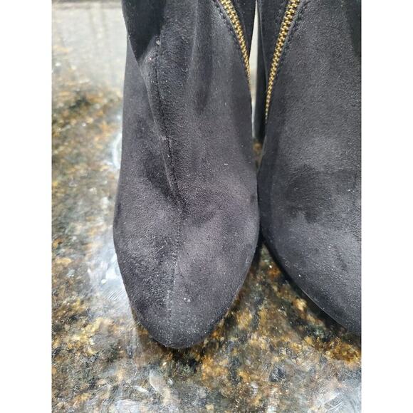 Women's Black Suede Upper Closed Toe Block High Heels Casual Boots Size 8.5 M - Picture 3 of 12